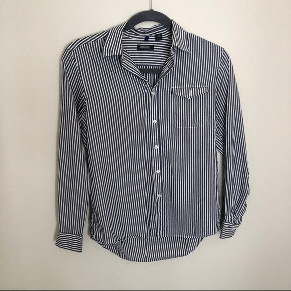 Kenneth Cole Reaction Stripe Button Medium - Picture 1 of 7
